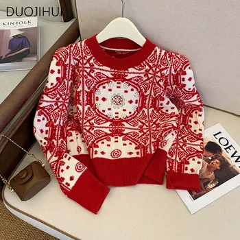 DUOJIHUI Класически O-образно деколте Червен шик плетен пуловер Дамски пуловери Зимни нови основни модни контрастни цветове случайни женски пуловери