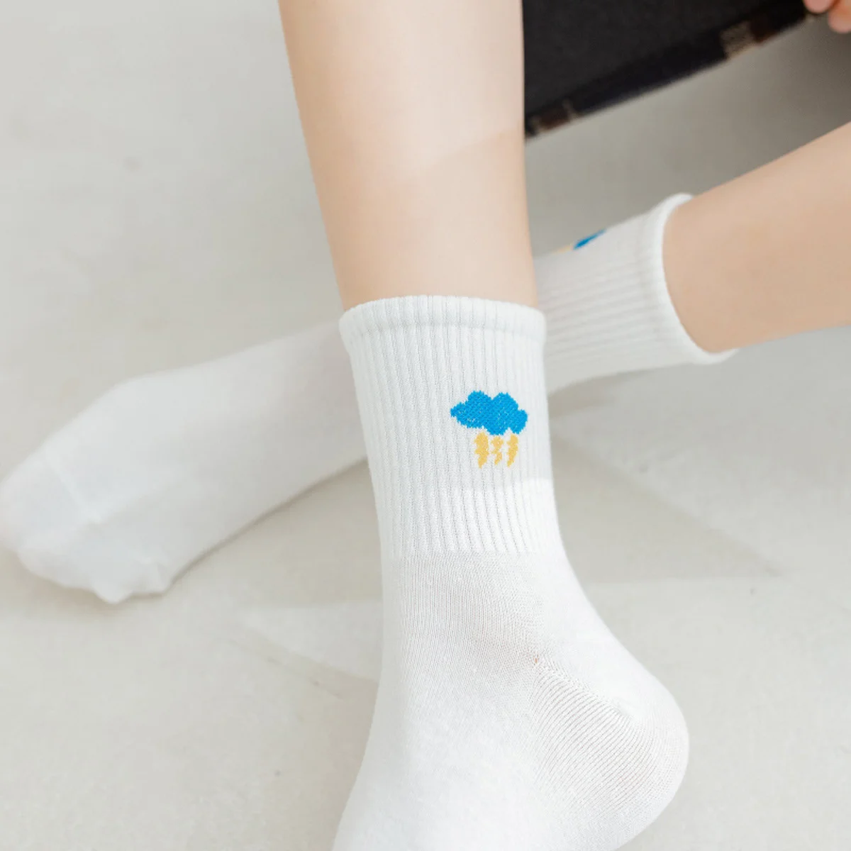 5 чифта сладки дамски метеорологични модели със средно дълги чорапи Kawaii чорапи за комфорт и дишаемост